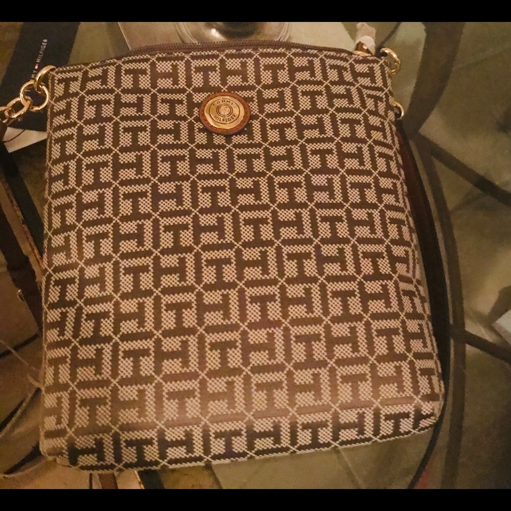 Tommy Hilfiger NWT Crossbody Purse